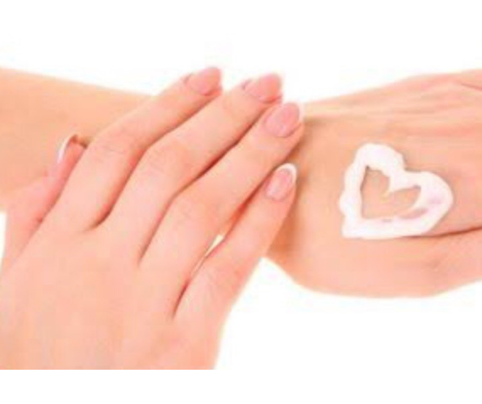 HOW TO MAKE YOUR HANDS SOFTER NATURALLY?